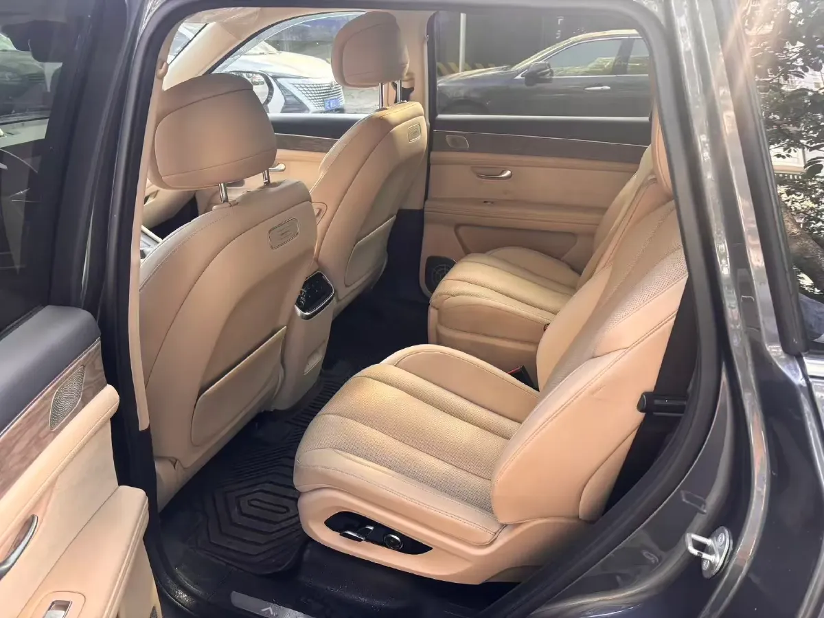 2022 Infiniti Q50L 2.0T 211HP L4 7AT,autocango,china used car exporter,china ev exporter,chinese used car exporter,chinese used ev exporter