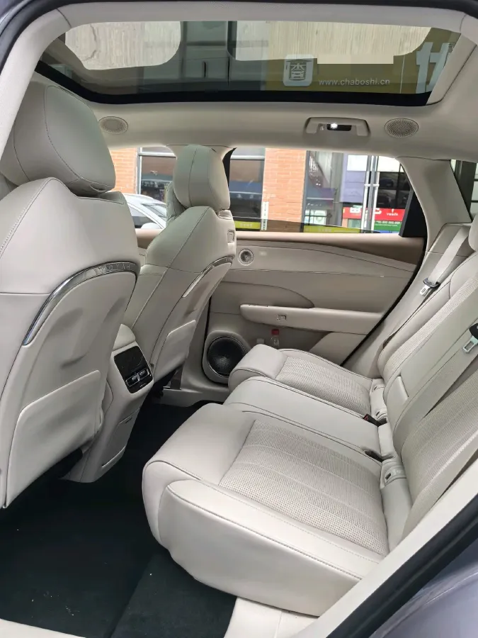 2025 Voyah FREE REEV 129HP REEV,autocango,china used car exporter,china ev exporter,chinese used car exporter,chinese used ev exporter