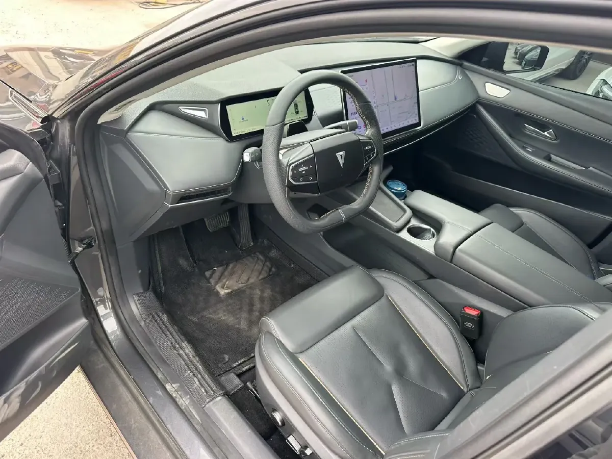 2022 Mazda 3 Axela 2.0L 158HP L4 6AT,autocango,china used car exporter,china ev exporter,chinese used car exporter,chinese used ev exporter