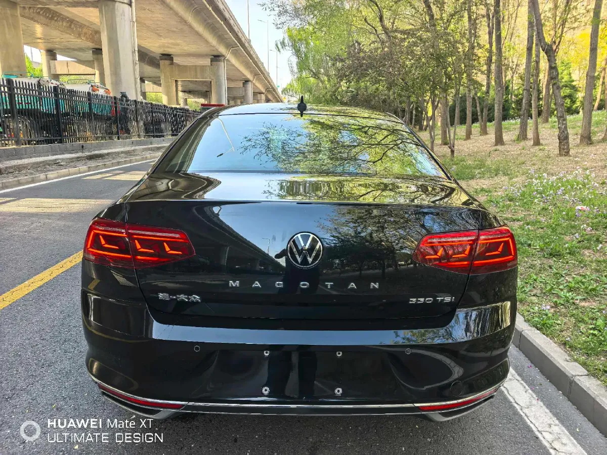 2020 Volkswagen Magotan 2.0T 186HP L4 7DCT,autocango,china used car exporter,china ev exporter,chinese used car exporter,chinese used ev exporter