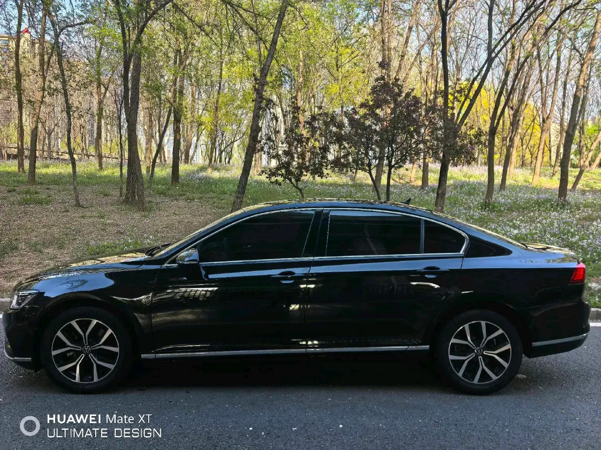 2020 Volkswagen Magotan 2.0T 186HP L4 7DCT,autocango,china used car exporter,china ev exporter,chinese used car exporter,chinese used ev exporter