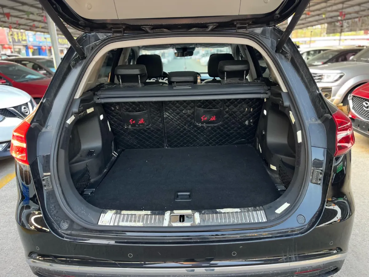 2019 HongQi HS5 2.0T 224HP L4 6AT,autocango,china used car exporter,china ev exporter,chinese used car exporter,chinese used ev exporter