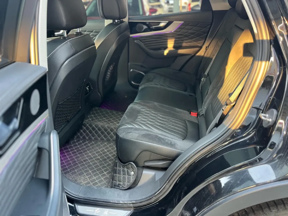 2019 HongQi HS5 2.0T 224HP L4 6AT,autocango,china used car exporter,china ev exporter,chinese used car exporter,chinese used ev exporter