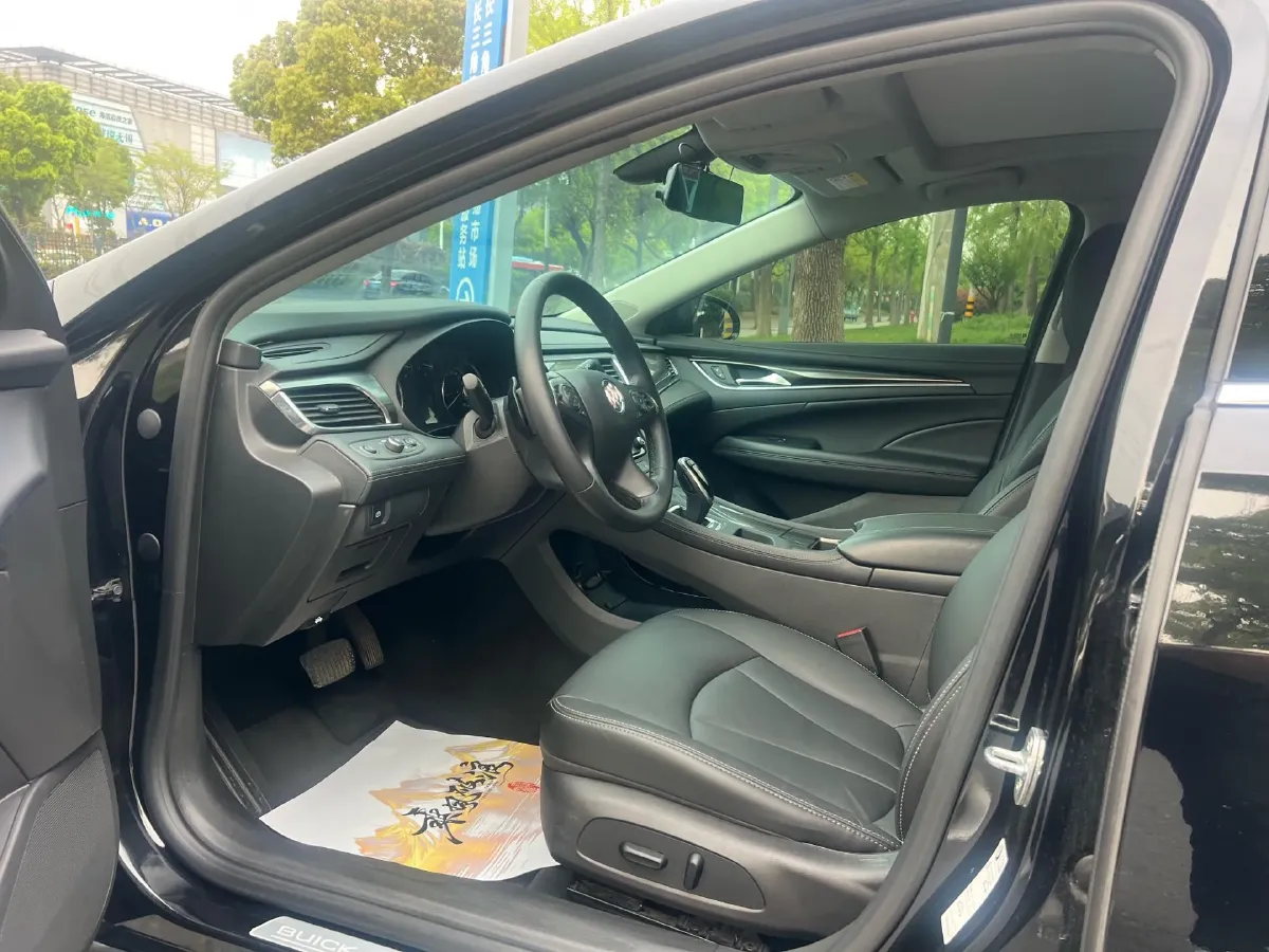 2022 Buick Larcosse 2.0T 237HP L4 9AT,autocango,china used car exporter,china ev exporter,chinese used car exporter,chinese used ev exporter