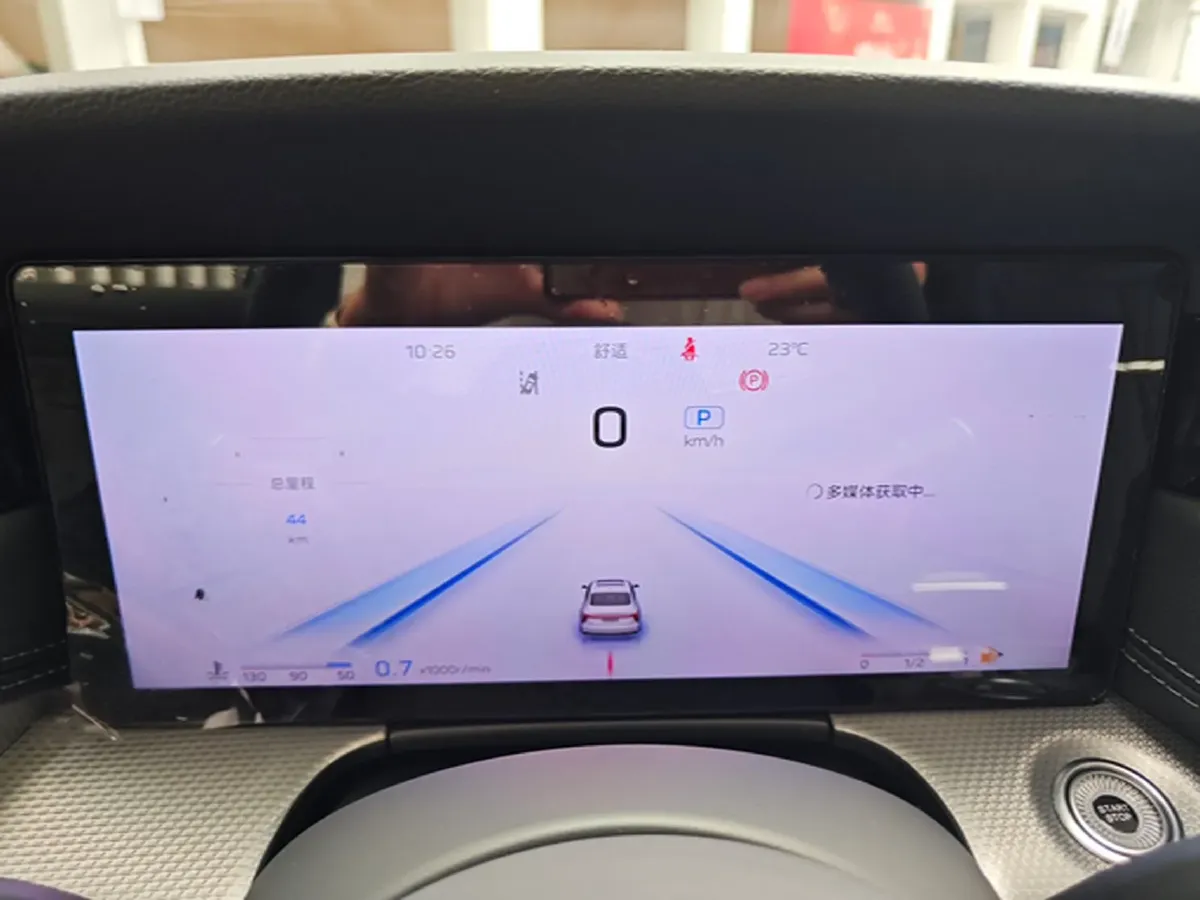 2024 HongQi H5 2.0T 224HP L4 8AT,autocango,china used car exporter,china ev exporter,chinese used car exporter,chinese used ev exporter