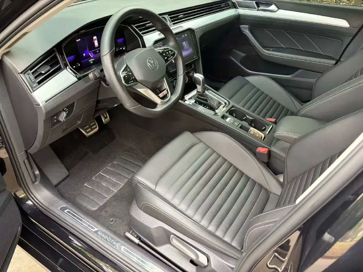 2023 Volkswagen Magotan 1.4T 150HP L4 7DCT,autocango,china used car exporter,china ev exporter,chinese used car exporter,chinese used ev exporter