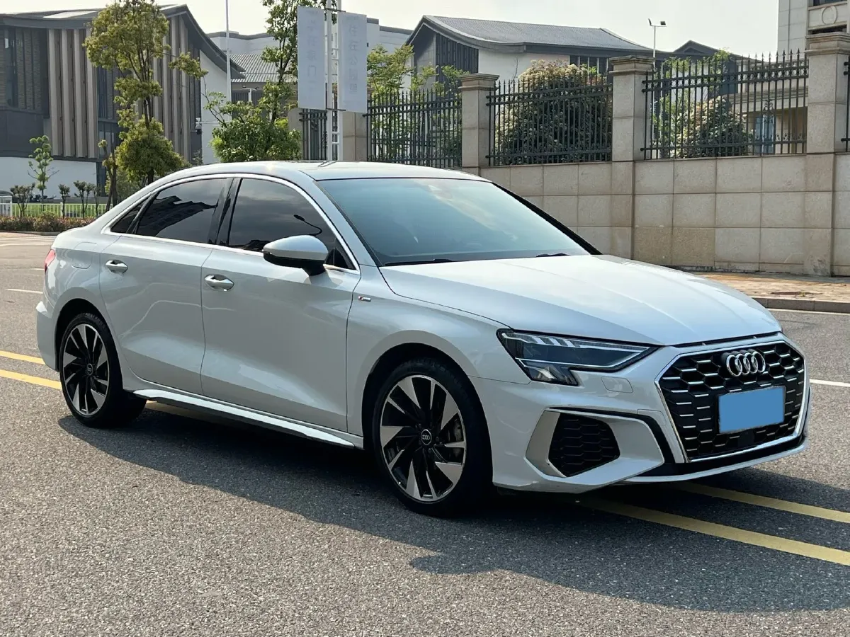 2023 Audi A3 1.4T 150HP L4 7DCT,autocango,china used car exporter,china ev exporter,chinese used car exporter,chinese used ev exporter
