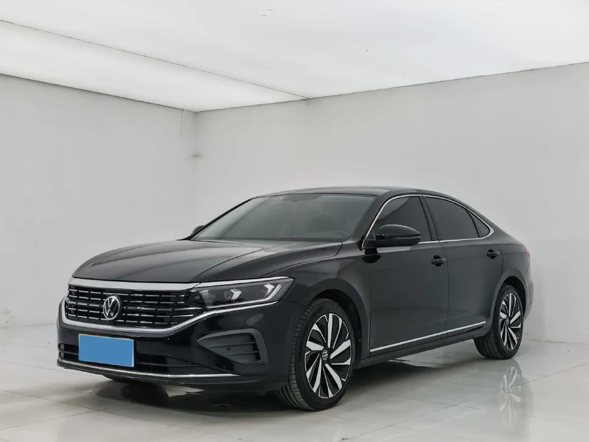 2024 Volkswagen Passat 2.0T 220HP L4 7DCT,autocango,china used car exporter,china ev exporter,chinese used car exporter,chinese used ev exporter