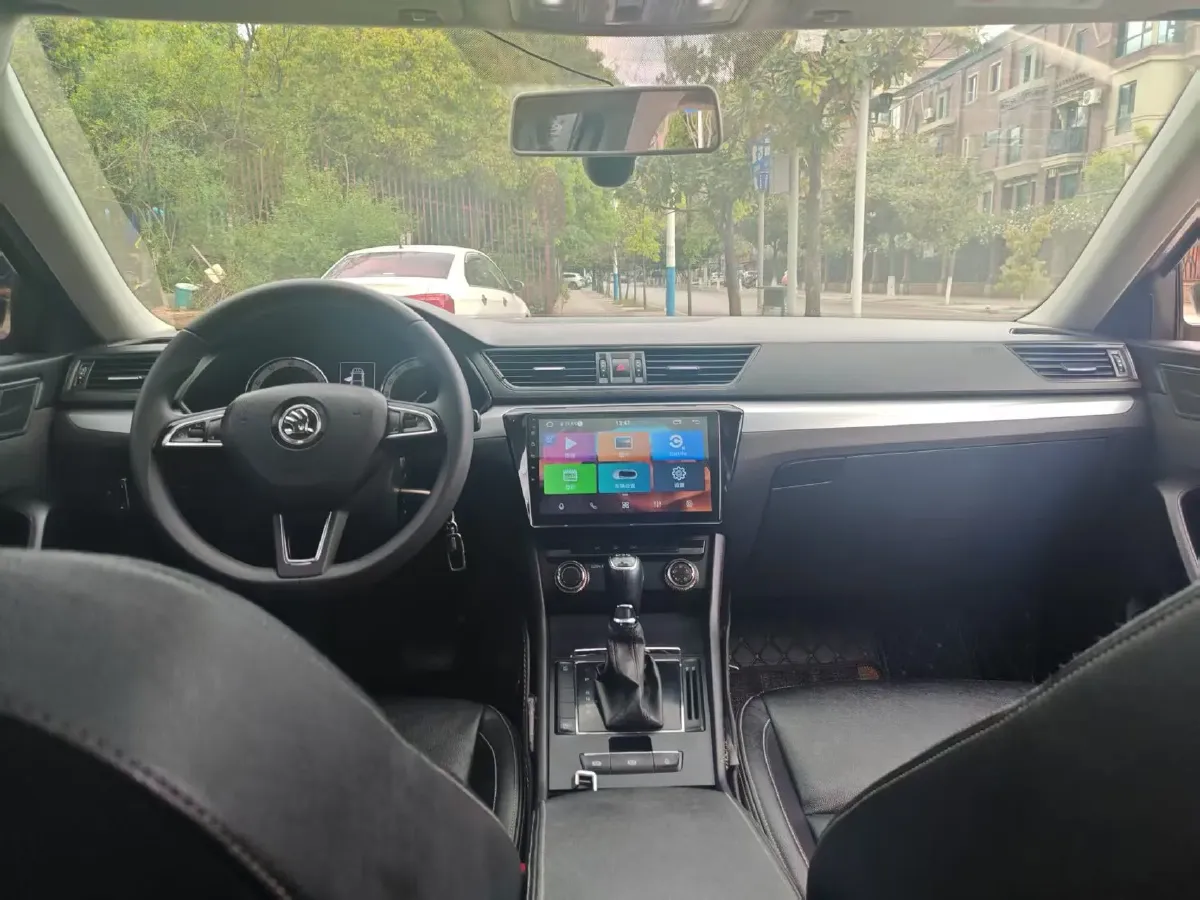 2018 Skoda Superb 1.4T 150HP L4 7DCT,autocango,china used car exporter,china ev exporter,chinese used car exporter,chinese used ev exporter