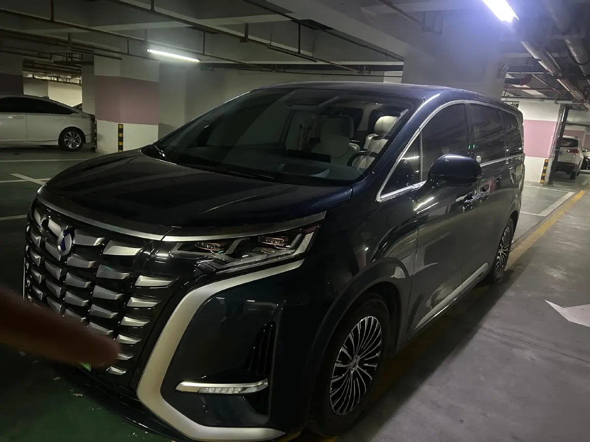 2022 Mercedes-Benz GLC Class 2.0T 197HP L4 9AT,autocango,china used car exporter,china ev exporter,chinese used car exporter,chinese used ev exporter