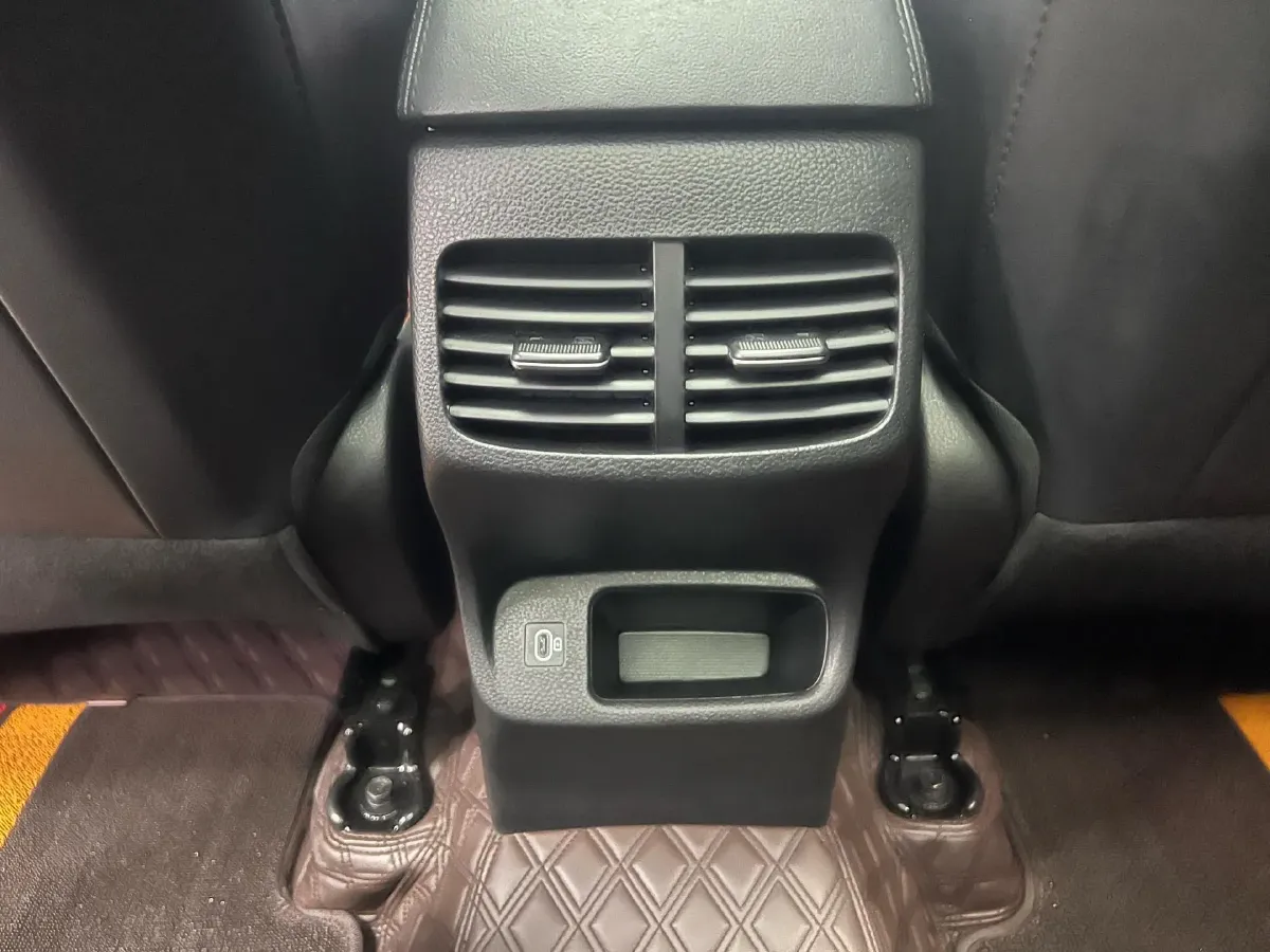 2023 Kia Seltos 1.5L 115HP L4 CVT,autocango,china used car exporter,china ev exporter,chinese used car exporter,chinese used ev exporter