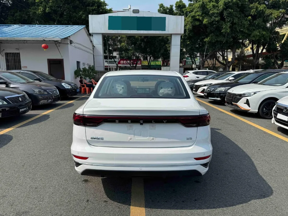 2026 Geely Emgrand 1.5L 120HP L4 CVT,autocango,china used car exporter,china ev exporter,chinese used car exporter,chinese used ev exporter