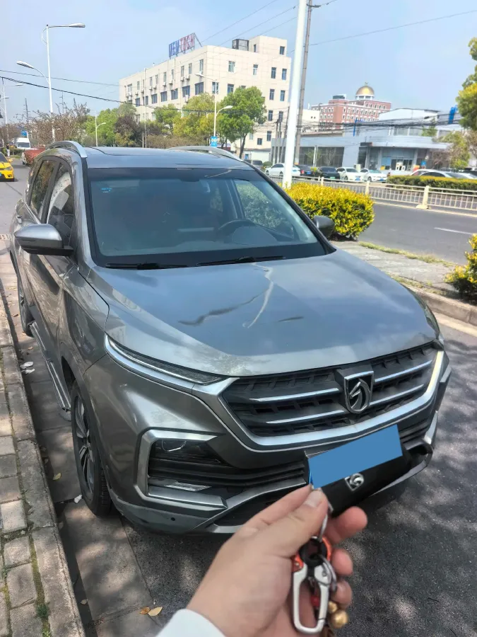 2018 BaoJun 530 1.5T 150HP L4 6DCT,autocango,china used car exporter,china ev exporter,chinese used car exporter,chinese used ev exporter