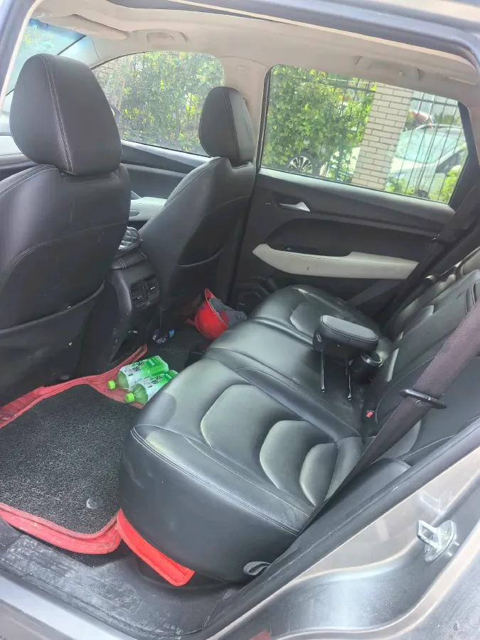 2018 BaoJun 530 1.5T 150HP L4 6DCT,autocango,china used car exporter,china ev exporter,chinese used car exporter,chinese used ev exporter