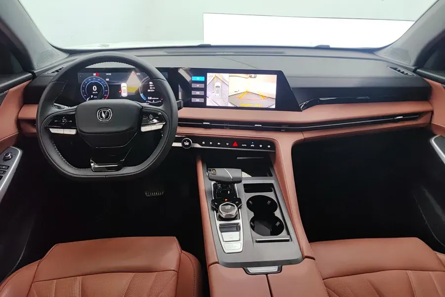 2024 ChangAn CS75 Plus 1.5T 188HP L4 8AT,autocango,china used car exporter,china ev exporter,chinese used car exporter,chinese used ev exporter