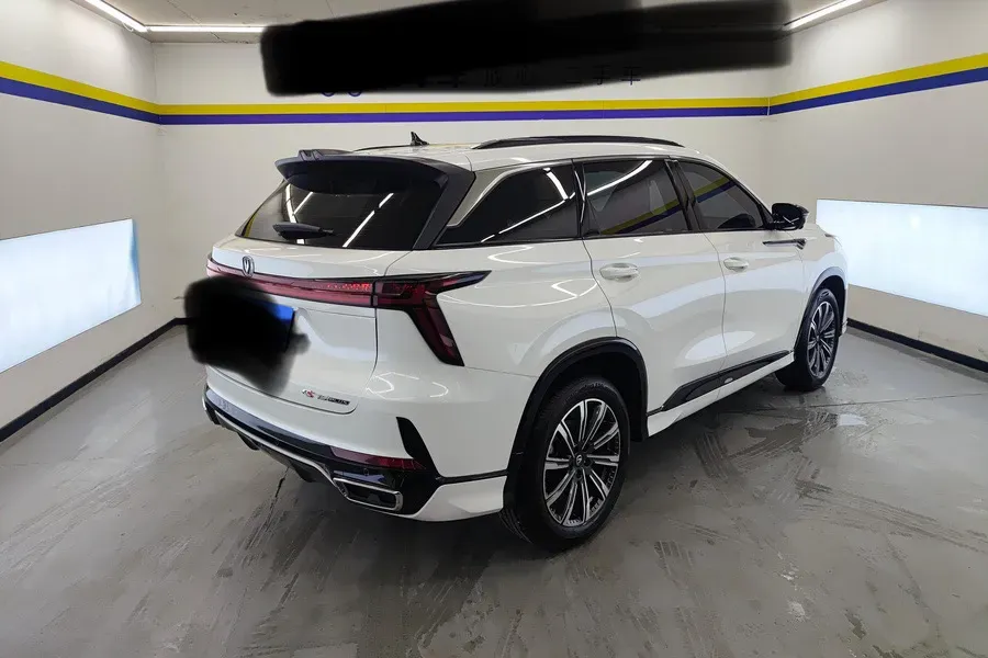 2024 ChangAn CS75 Plus 1.5T 188HP L4 8AT,autocango,china used car exporter,china ev exporter,chinese used car exporter,chinese used ev exporter