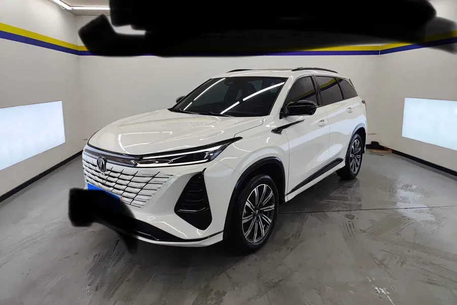 2024 ChangAn CS75 Plus 1.5T 188HP L4 8AT,autocango,china used car exporter,china ev exporter,chinese used car exporter,chinese used ev exporter