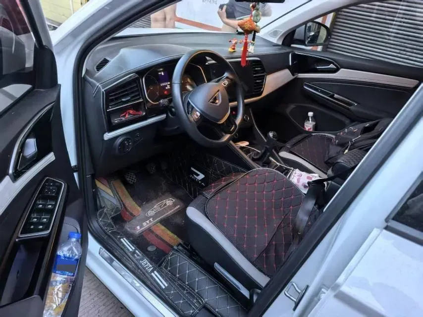 2022 Jetta VS5 1.4T 150HP L4 5MT,autocango,china used car exporter,china ev exporter,chinese used car exporter,chinese used ev exporter