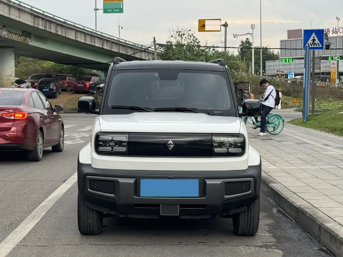 2023 BaoJun Yep BEV 28.1KWH,autocango,china used car exporter,china ev exporter,chinese used car exporter,chinese used ev exporter