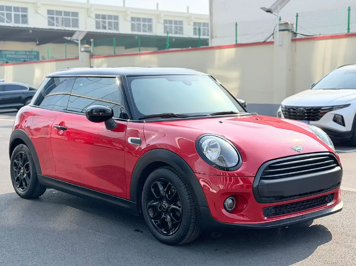 2020 MINI MINI 1.5T 102HP L3 7DCT,autocango,china used car exporter,china ev exporter,chinese used car exporter,chinese used ev exporter