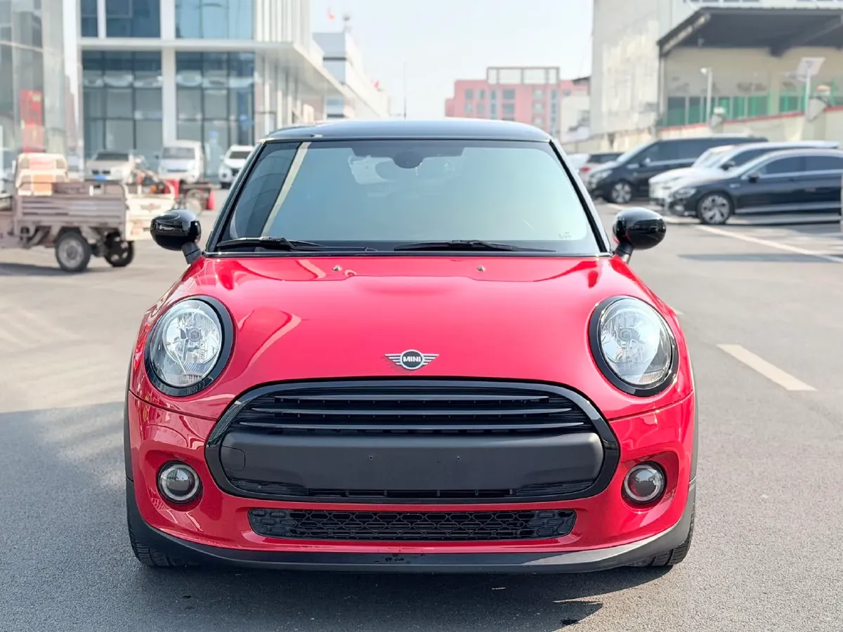 2020 MINI MINI 1.5T 102HP L3 7DCT,autocango,china used car exporter,china ev exporter,chinese used car exporter,chinese used ev exporter