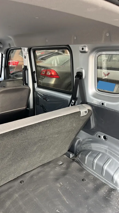 2025 WuLing ZhiGuang BEV,autocango,china used car exporter,china ev exporter,chinese used car exporter,chinese used ev exporter