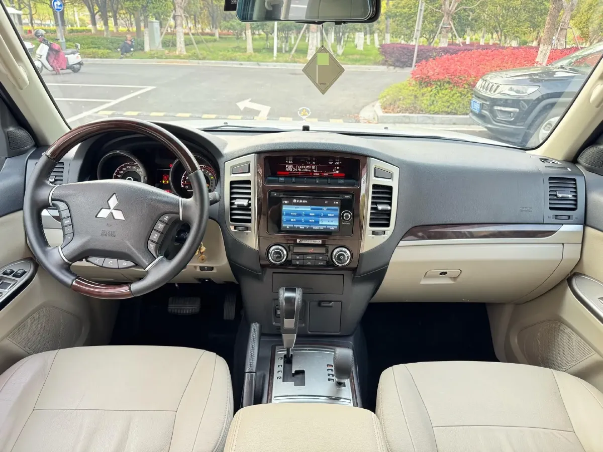 2017 Honda Jade 1.8L 141HP L4 5AT,autocango,china used car exporter,china ev exporter,chinese used car exporter,chinese used ev exporter