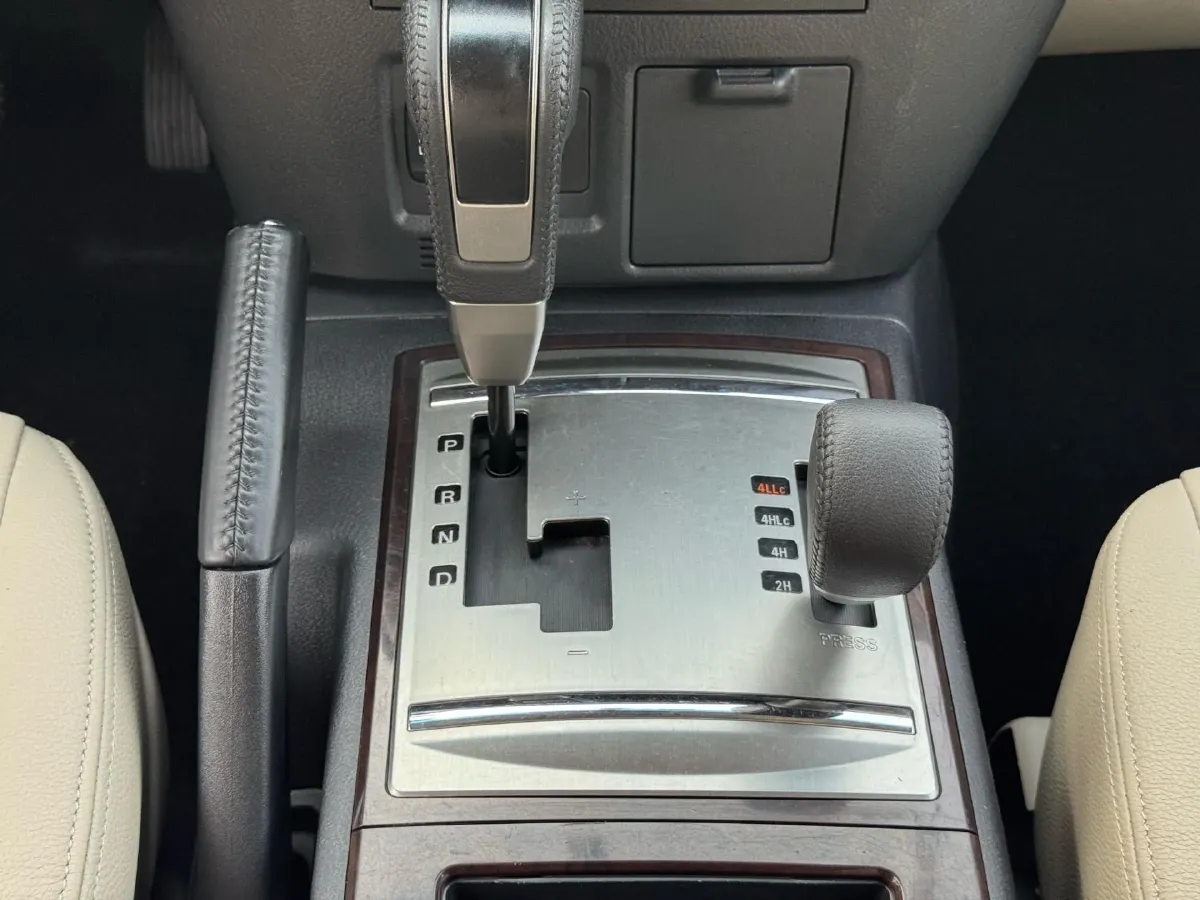 2017 Honda Jade 1.8L 141HP L4 5AT,autocango,china used car exporter,china ev exporter,chinese used car exporter,chinese used ev exporter