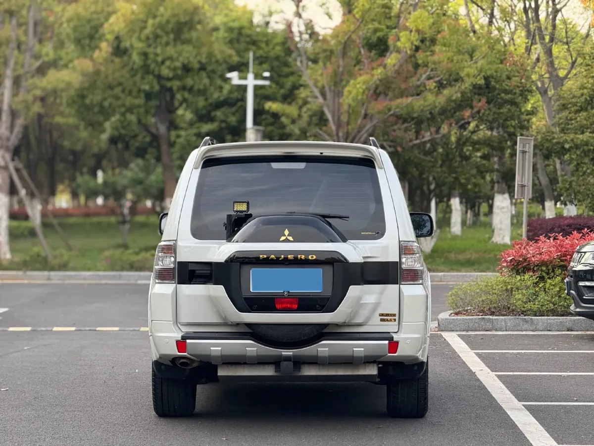 2017 Honda Jade 1.8L 141HP L4 5AT,autocango,china used car exporter,china ev exporter,chinese used car exporter,chinese used ev exporter