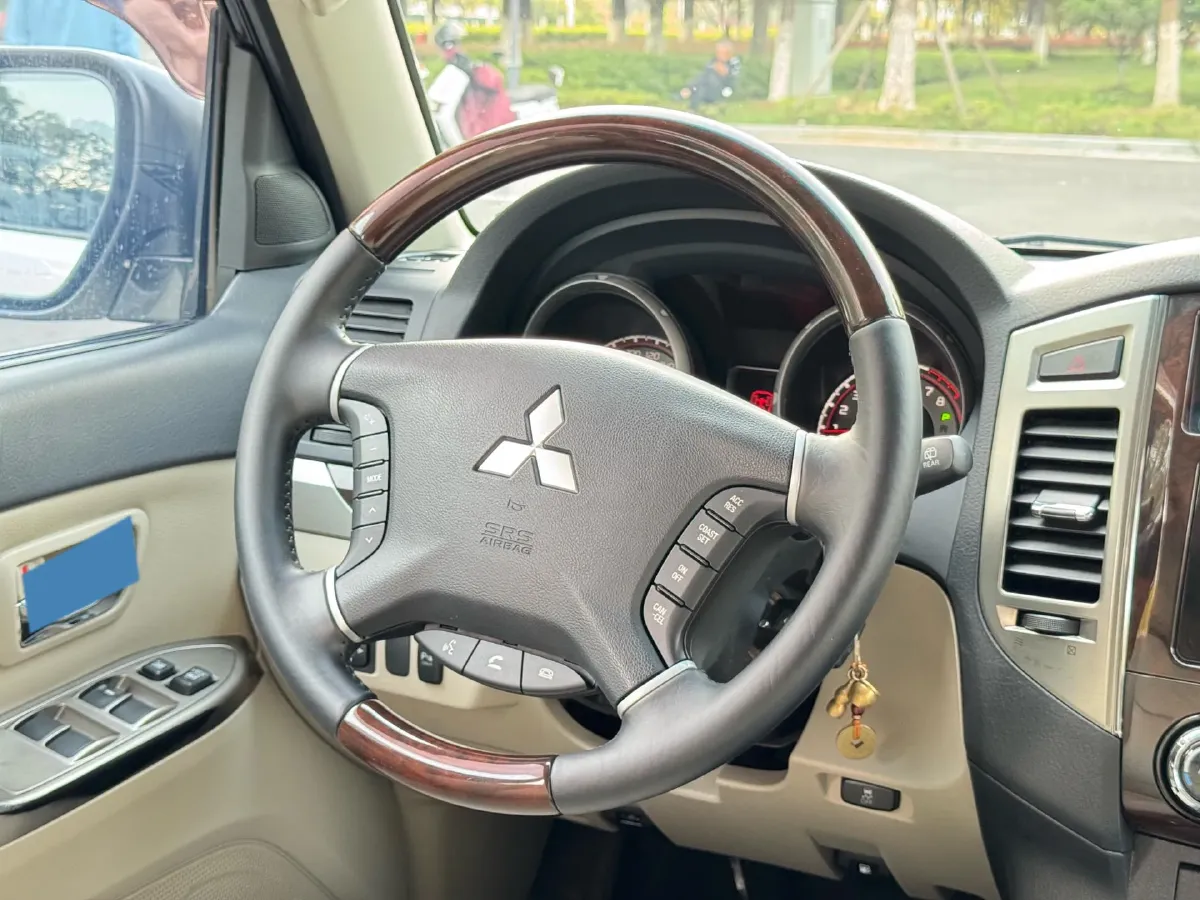 2017 Honda Jade 1.8L 141HP L4 5AT,autocango,china used car exporter,china ev exporter,chinese used car exporter,chinese used ev exporter