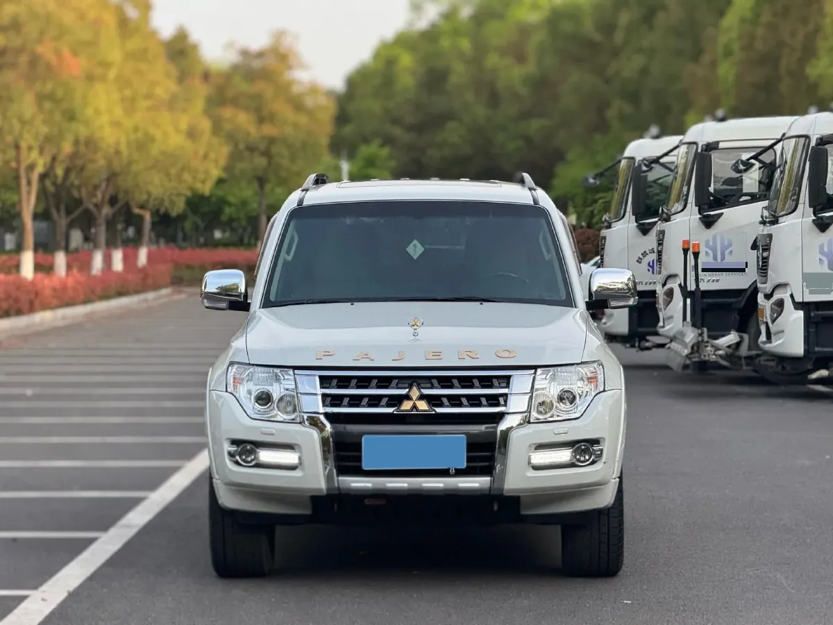 2017 Honda Jade 1.8L 141HP L4 5AT,autocango,china used car exporter,china ev exporter,chinese used car exporter,chinese used ev exporter