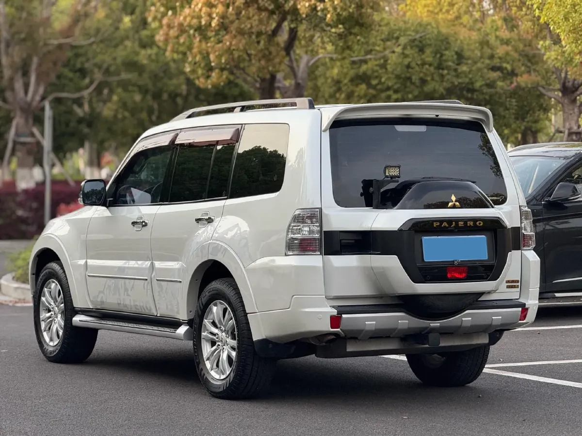 2017 Honda Jade 1.8L 141HP L4 5AT,autocango,china used car exporter,china ev exporter,chinese used car exporter,chinese used ev exporter