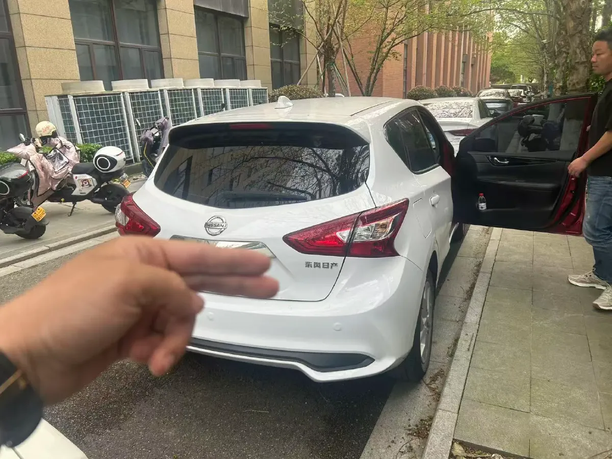 2021 Nissan Tiida 1.6L 122HP L4 CVT,autocango,china used car exporter,china ev exporter,chinese used car exporter,chinese used ev exporter