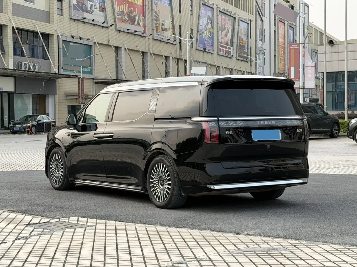 2024 Zeekr 009 BEV 108KWH,autocango,china used car exporter,china ev exporter,chinese used car exporter,chinese used ev exporter