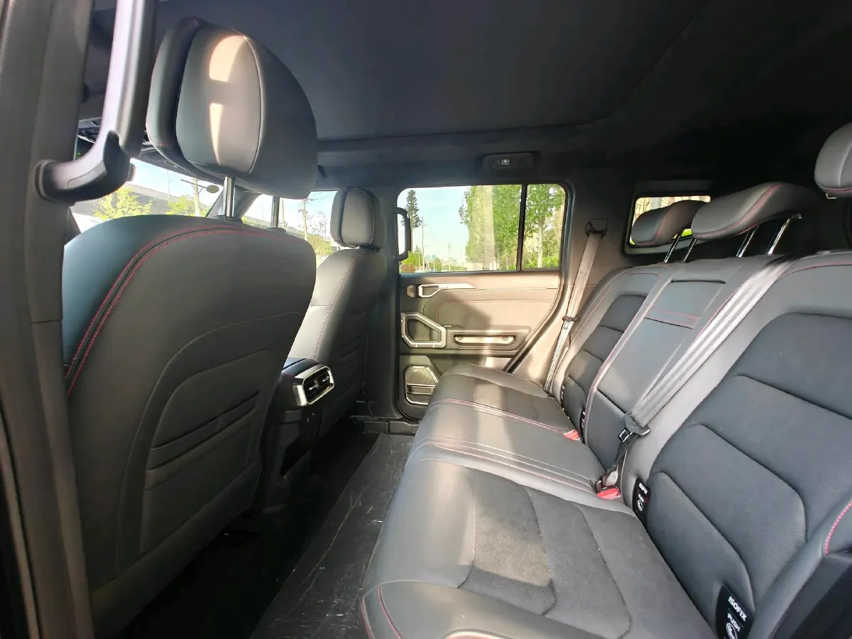 2024 Jetour ShanHai TravellerC-DM 1.5T 156HP L4 3DHT PHEV 43.24KWH,autocango,china used car exporter,china ev exporter,chinese used car exporter,chinese used ev exporter