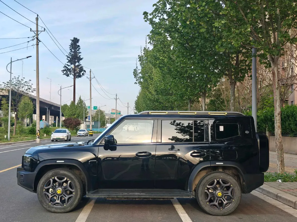 2024 Jetour ShanHai TravellerC-DM 1.5T 156HP L4 3DHT PHEV 43.24KWH,autocango,china used car exporter,china ev exporter,chinese used car exporter,chinese used ev exporter