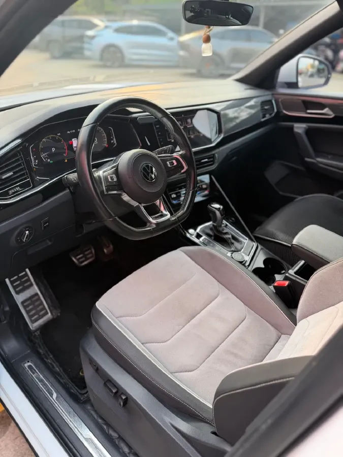 2020 Volkswagen Tayron 2.0T 220HP L4 7DCT,autocango,china used car exporter,china ev exporter,chinese used car exporter,chinese used ev exporter