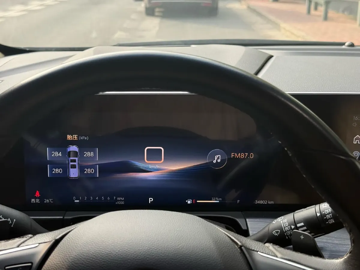 2023 Buick GL8 2.0T 237HP L4 9AT,autocango,china used car exporter,china ev exporter,chinese used car exporter,chinese used ev exporter