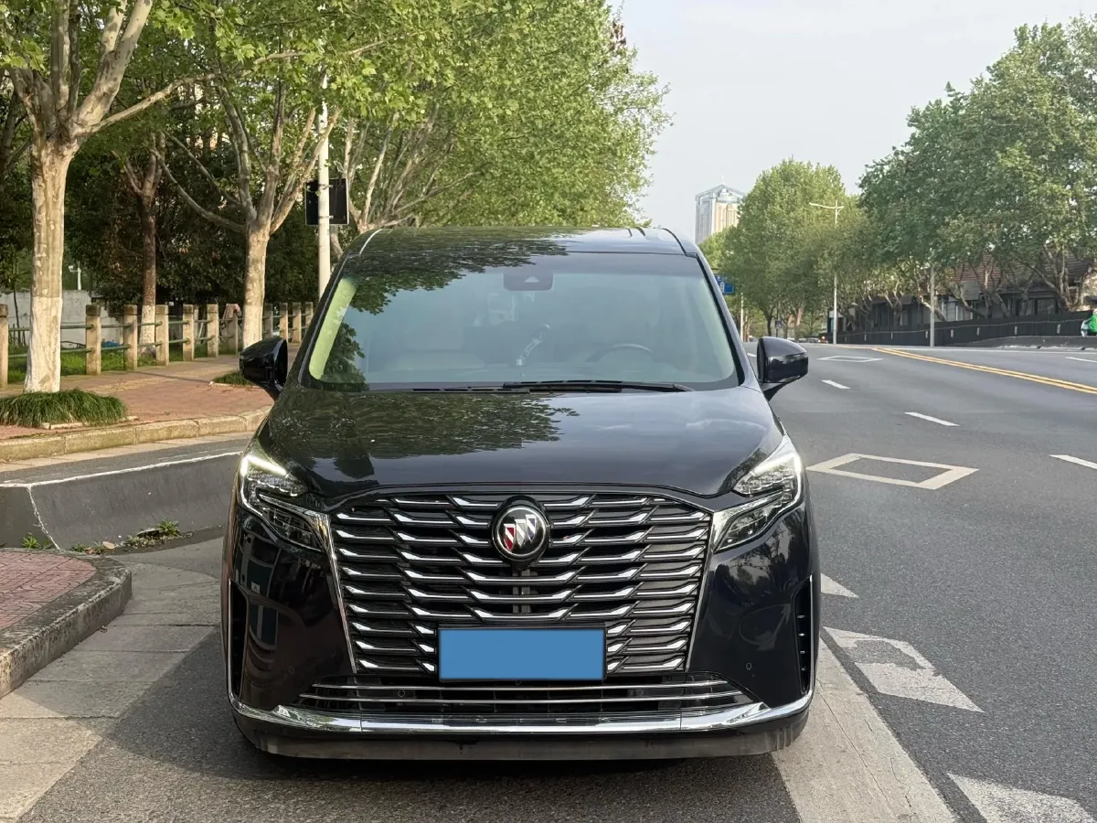 2023 Buick GL8 2.0T 237HP L4 9AT,autocango,china used car exporter,china ev exporter,chinese used car exporter,chinese used ev exporter
