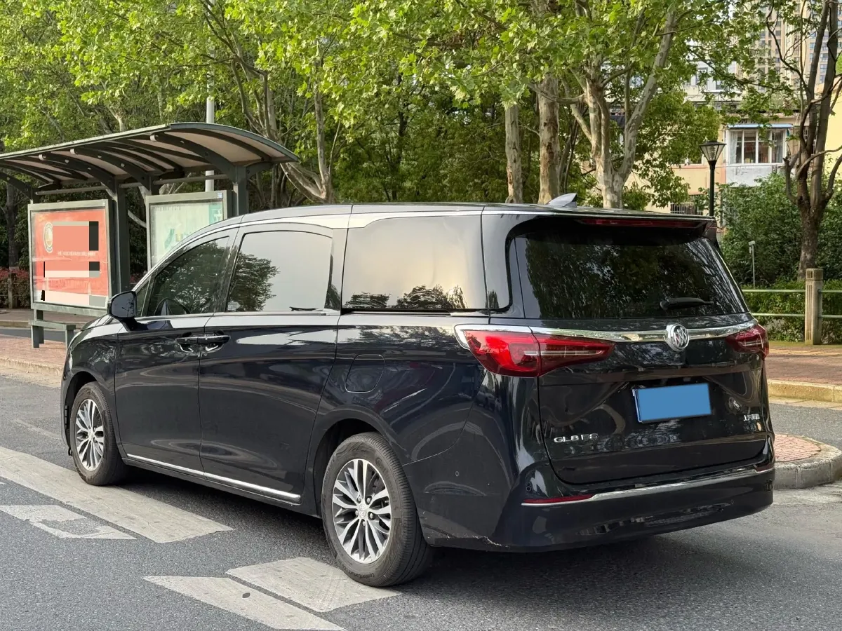 2023 Buick GL8 2.0T 237HP L4 9AT,autocango,china used car exporter,china ev exporter,chinese used car exporter,chinese used ev exporter