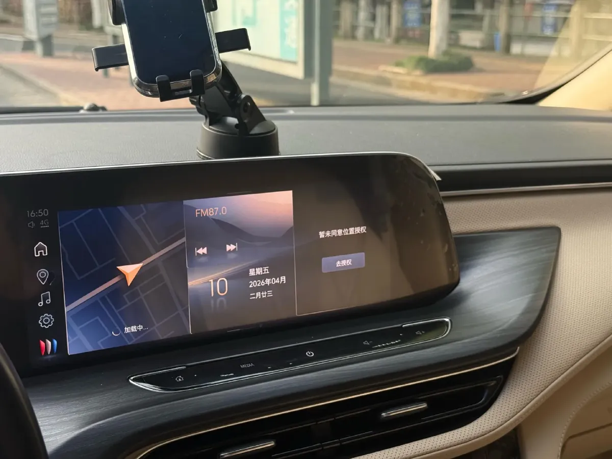 2023 Buick GL8 2.0T 237HP L4 9AT,autocango,china used car exporter,china ev exporter,chinese used car exporter,chinese used ev exporter