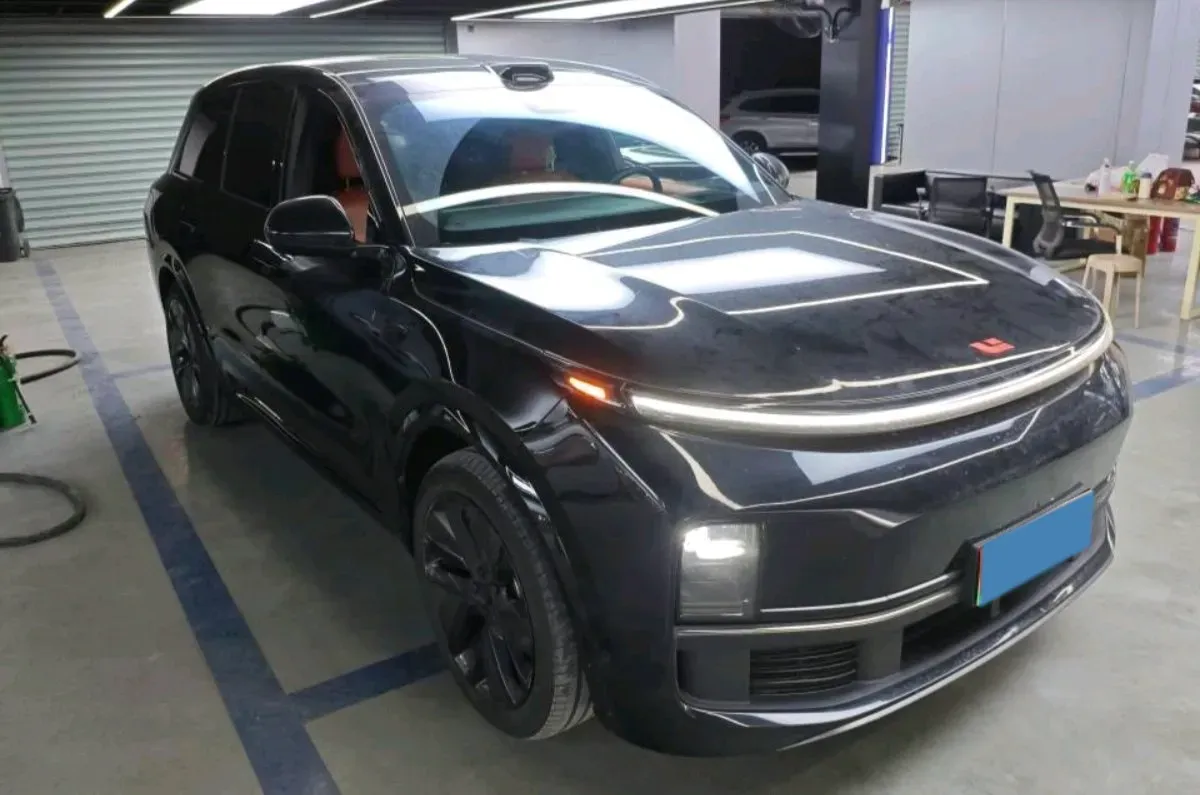 2024 Ford Bronco 2.3T 275HP L4 10AT,autocango,china used car exporter,china ev exporter,chinese used car exporter,chinese used ev exporter