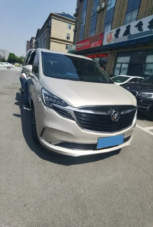 2020 Buick GL8 2.0T 237HP L4 9AT,autocango,china used car exporter,china ev exporter,chinese used car exporter,chinese used ev exporter