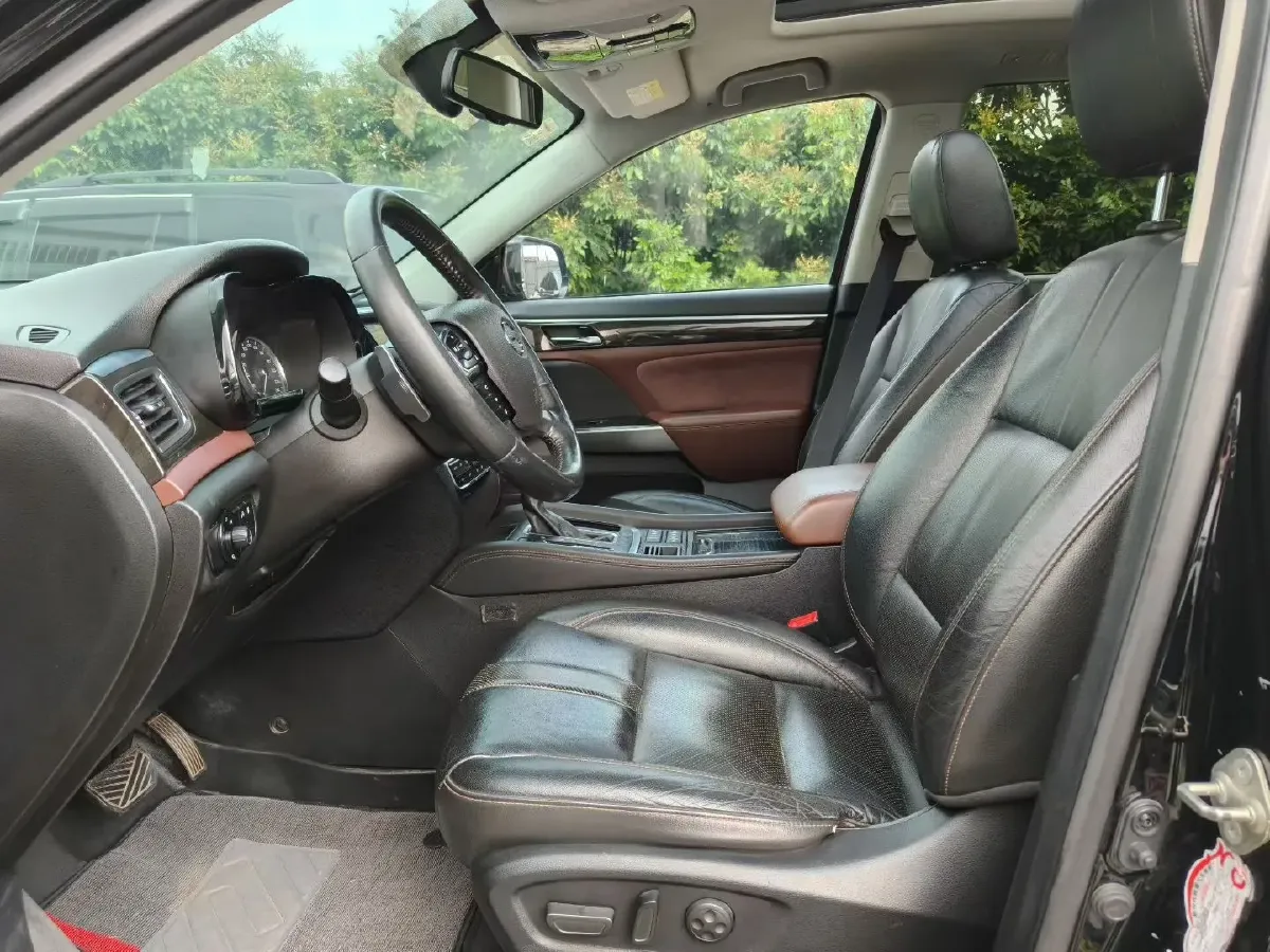 2017 GAC Trumpchi GS8 2.0T 201HP L4 6AT,autocango,china used car exporter,china ev exporter,chinese used car exporter,chinese used ev exporter