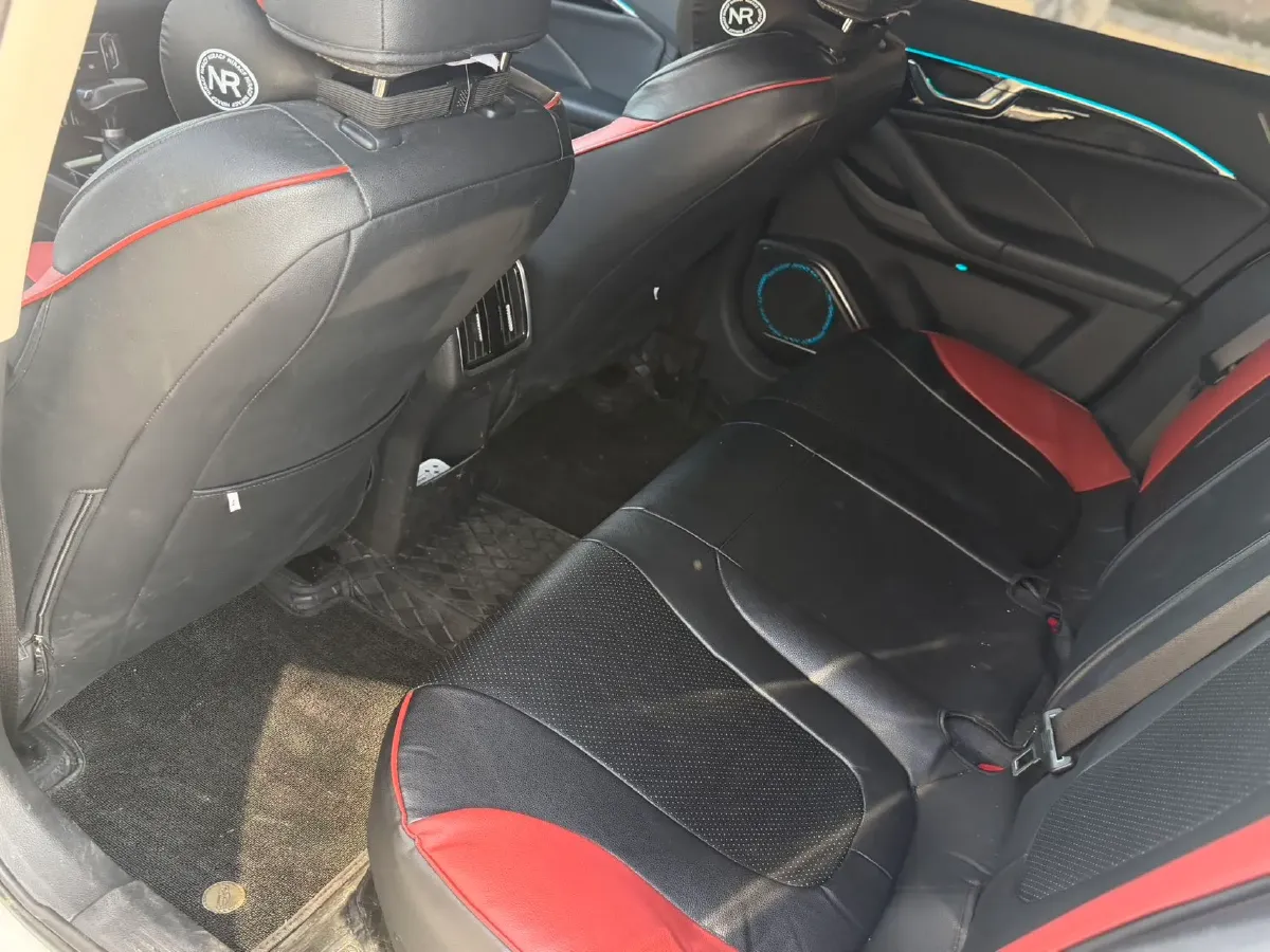 2023 Bestune B70 1.5T 169HP L4 7DCT,autocango,china used car exporter,china ev exporter,chinese used car exporter,chinese used ev exporter