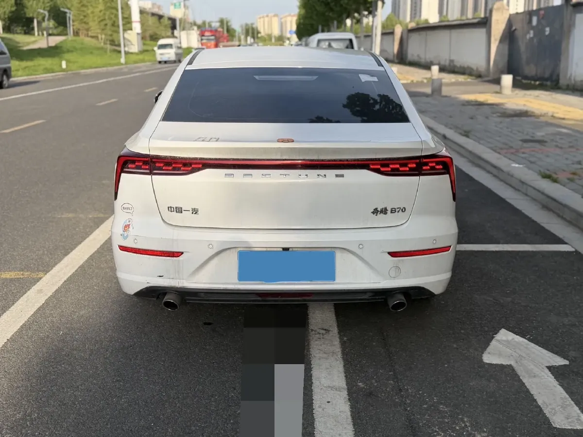 2023 Bestune B70 1.5T 169HP L4 7DCT,autocango,china used car exporter,china ev exporter,chinese used car exporter,chinese used ev exporter
