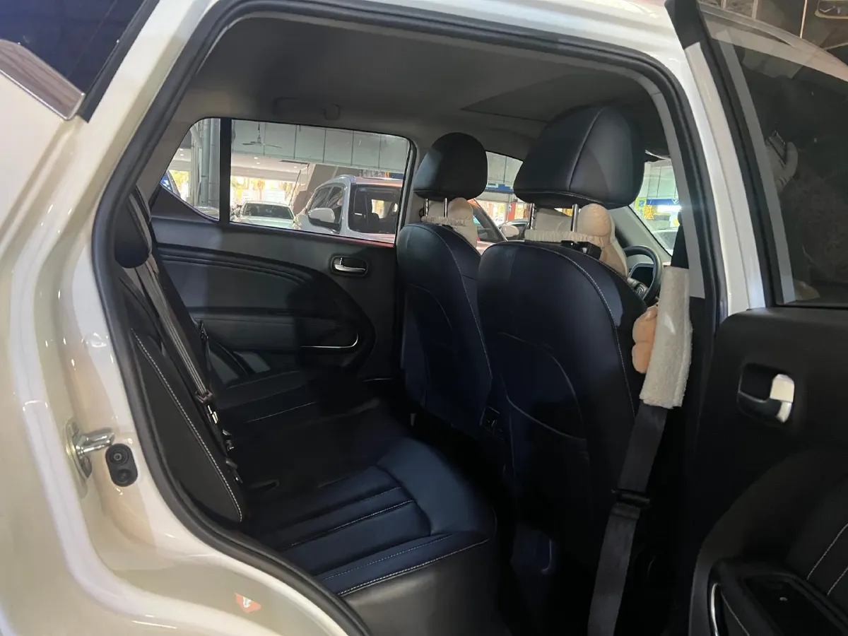 2022 GAC Trumpchi GS3 1.5T 169HP L4 6AT,autocango,china used car exporter,china ev exporter,chinese used car exporter,chinese used ev exporter