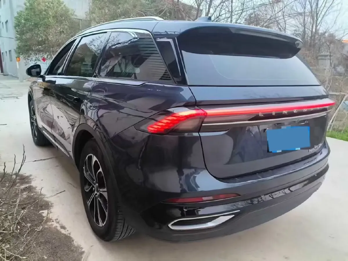 2023 Lincoln Nautilus 2.0T 282HP L4 E-CVT Hybrid,autocango,china used car exporter,china ev exporter,chinese used car exporter,chinese used ev exporter