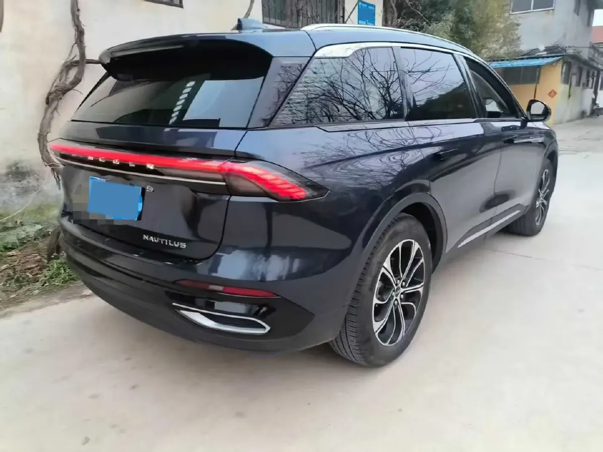 2023 Lincoln Nautilus 2.0T 282HP L4 E-CVT Hybrid,autocango,china used car exporter,china ev exporter,chinese used car exporter,chinese used ev exporter