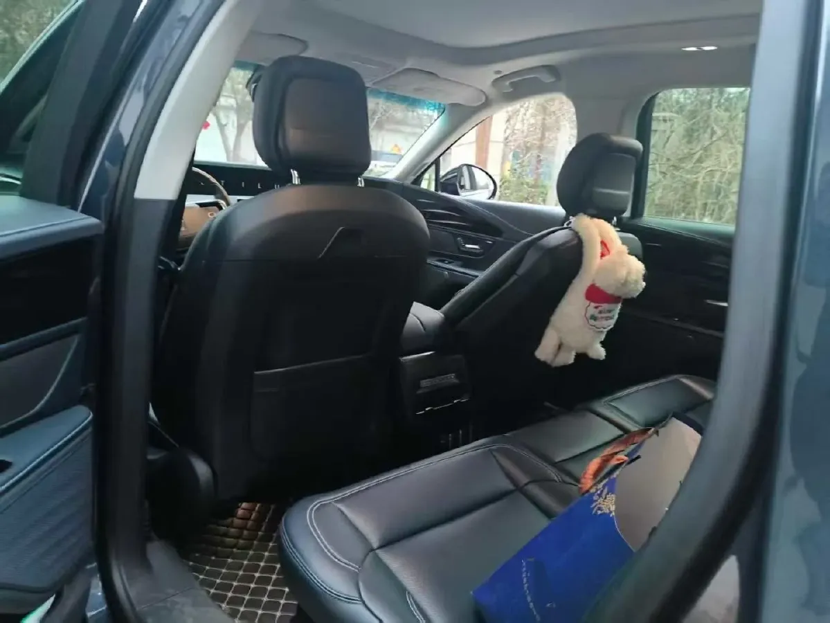 2023 Lincoln Nautilus 2.0T 282HP L4 E-CVT Hybrid,autocango,china used car exporter,china ev exporter,chinese used car exporter,chinese used ev exporter